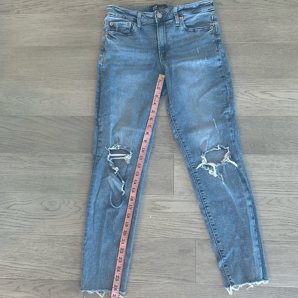 Gap Denim Universal Legging / Jegging Size 8/29 Light Wash - Picture 5 of 6